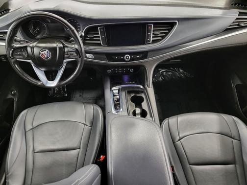 2023 Buick Enclave Essence AWD