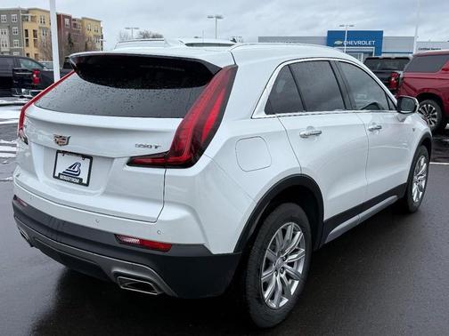 2023 Cadillac XT4 Premium Luxury