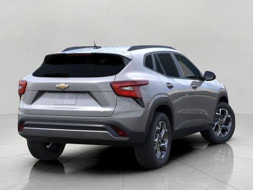 Sterling Gray Metallic 2026 Chevrolet Trax LT
