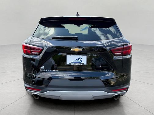 Black 2025 Chevrolet Blazer 2LT