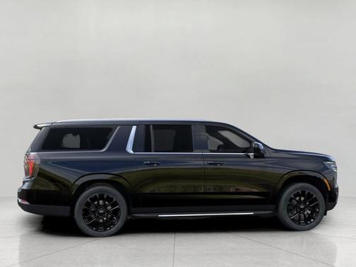 2025 Chevrolet Suburban LS