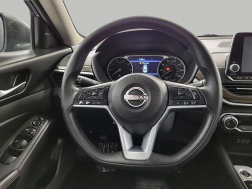 Gun Metallic 2025 Nissan Altima SV FWD