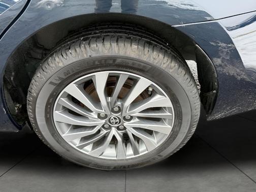 2019 Toyota Corolla XLE