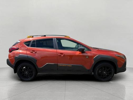 Sun Blaze Pearl 2024 Subaru Crosstrek Wilderness