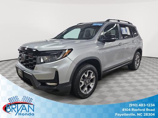 Lunar Silver Metallic 2023 Honda Passport