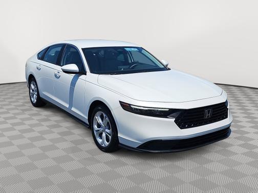 Platinum White Pearl 2024 Honda Accord