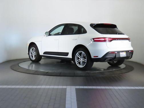 2024 Porsche Macan