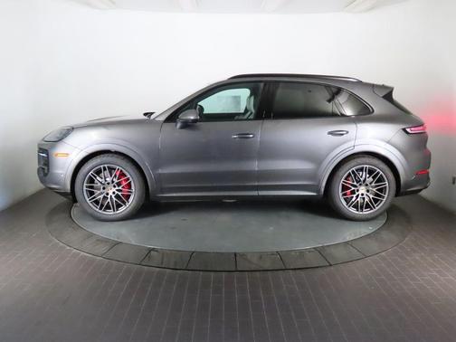 2026 Porsche Cayenne S