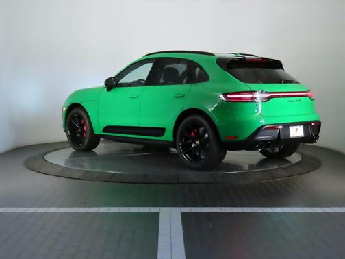 2025 Porsche Macan GTS