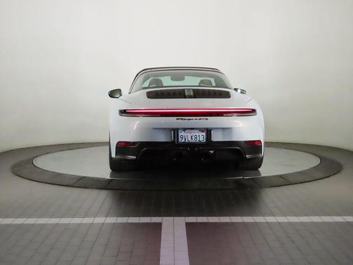 2025 Porsche 911 Targa 4 GTS