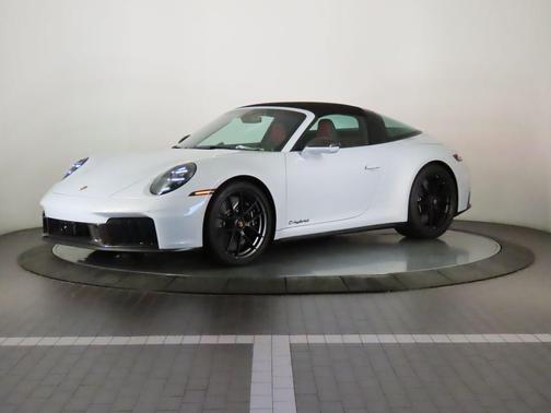 2025 Porsche 911 Targa 4 GTS