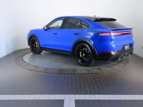 2024 Porsche Cayenne 