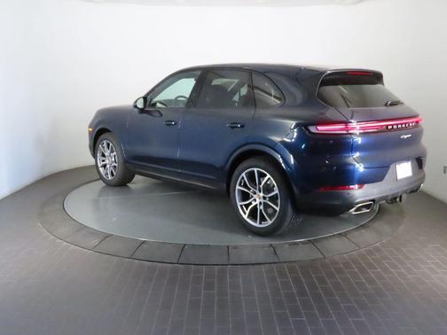 Blue Metallic 2026 Porsche Cayenne Base