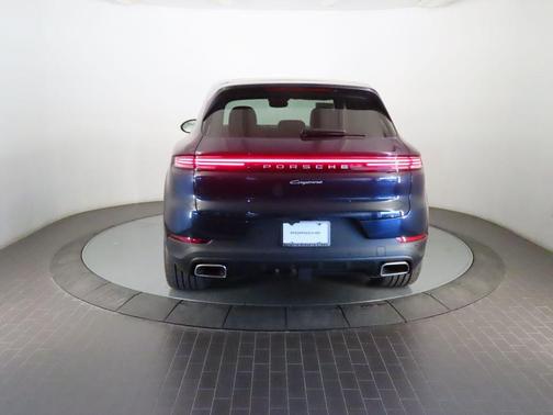 Blue Metallic 2026 Porsche Cayenne Base
