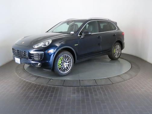 Moonlight Blue 2016 Porsche Cayenne S