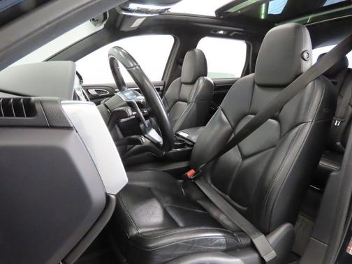 Moonlight Blue 2016 Porsche Cayenne S