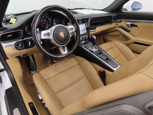 2016 Porsche 911 Turbo