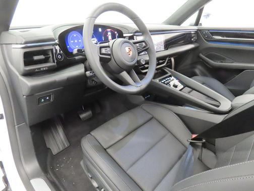 White 2026 Porsche Macan 4
