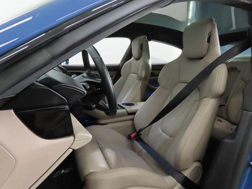 2023 Porsche Taycan GTS