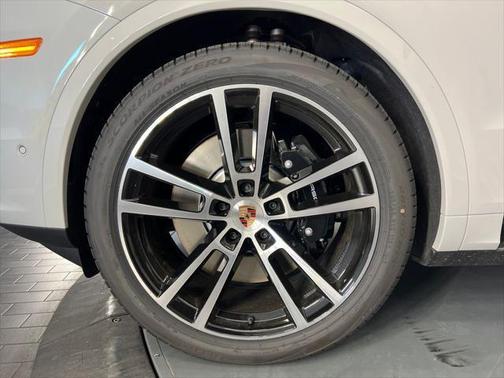 2026 Porsche Cayenne S