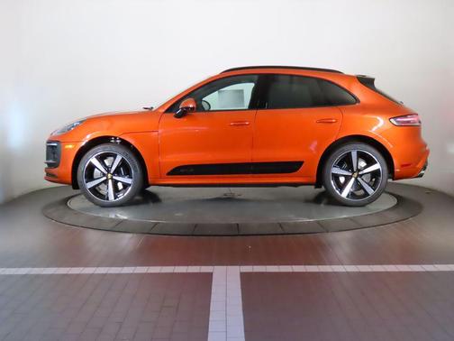 2025 Porsche Macan GTS