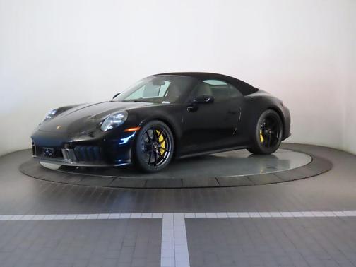 2025 Porsche 911 Carrera GTS