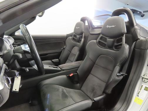 2016 Porsche Boxster Spyder