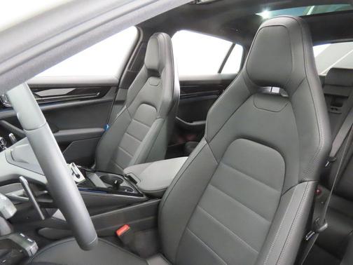 Chalk 2026 Porsche Panamera Base