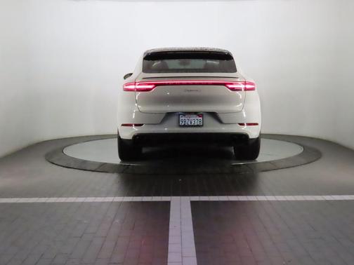 2022 Porsche Cayenne Cayenne