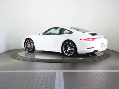 2016 Porsche 911 Carrera 4S