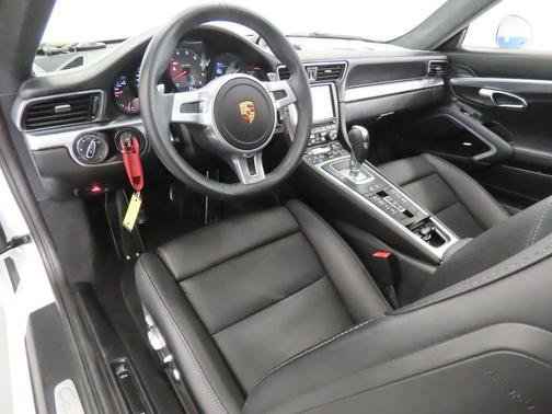 2016 Porsche 911 Carrera 4S