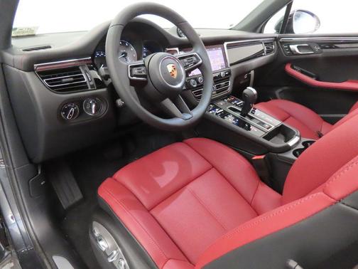 Volcano Grey Metallic 2026 Porsche Macan S