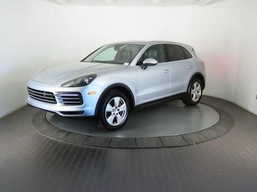 2023 Porsche Cayenne 