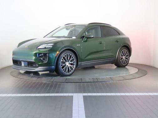 2025 Porsche Macan 4S