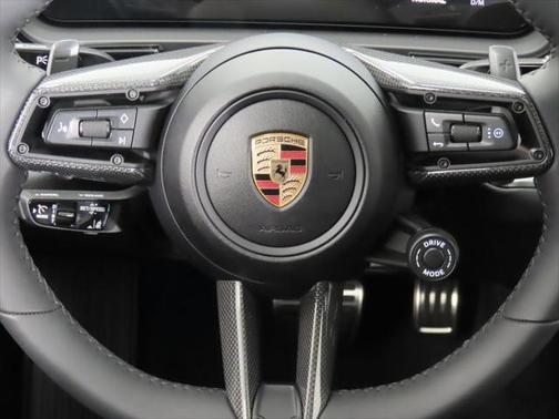 2025 Porsche Cayenne S