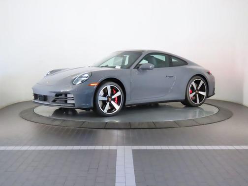 2025 Porsche 911 Carrera S