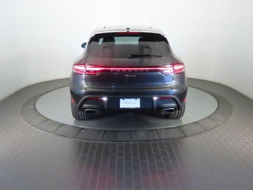 Volcano Grey Metallic 2026 Porsche Macan Base