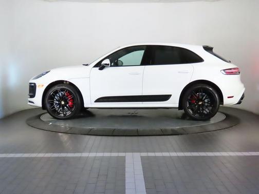 2022 Porsche Macan GTS