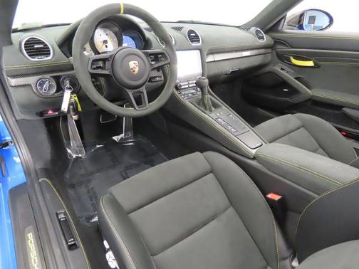 2025 Porsche 718 Spyder RS