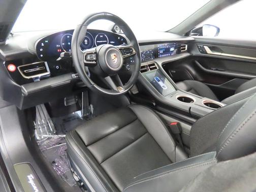 2021 Porsche Taycan Turbo S