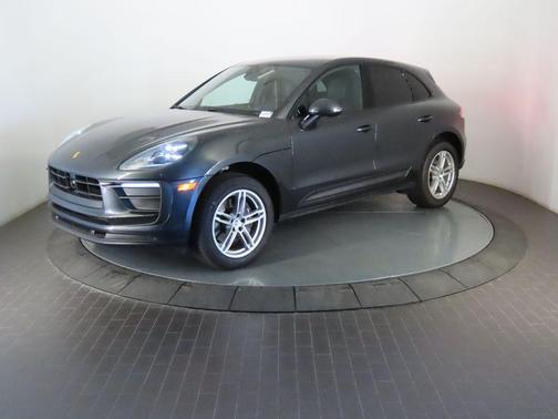 Volcano Grey Metallic 2025 Porsche Macan