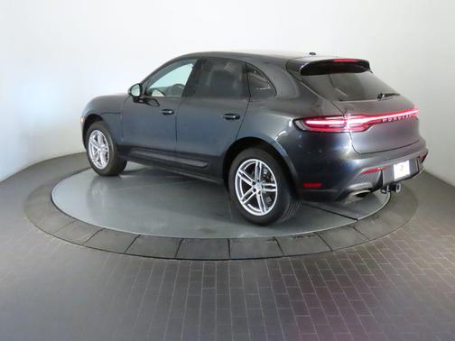 Volcano Grey Metallic 2025 Porsche Macan