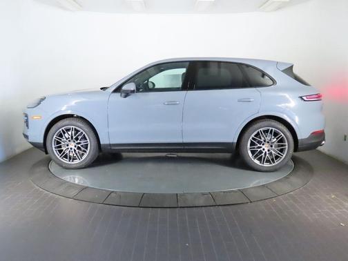 Arctic Grey 2026 Porsche Cayenne Base