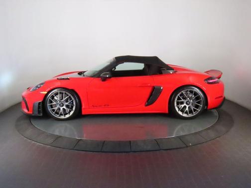 2025 Porsche 718 Spyder RS