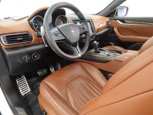 2017 Maserati Levante S