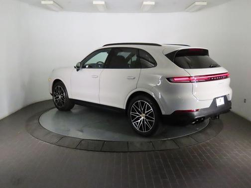 2026 Porsche Cayenne Base