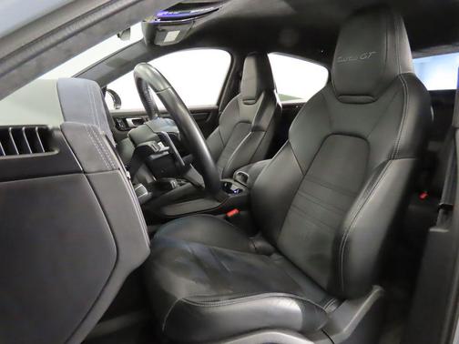 2022 Porsche Cayenne Turbo GT