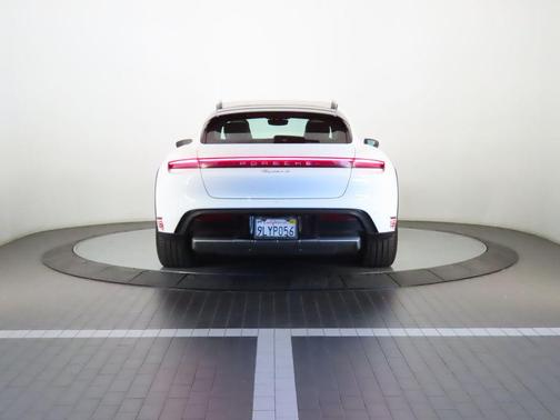 2024 Porsche Taycan 4