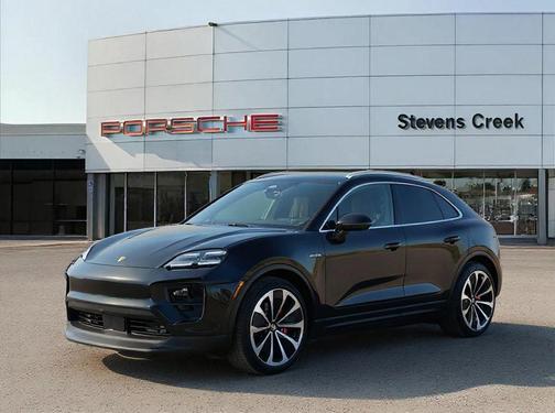 2025 Porsche Macan 4S