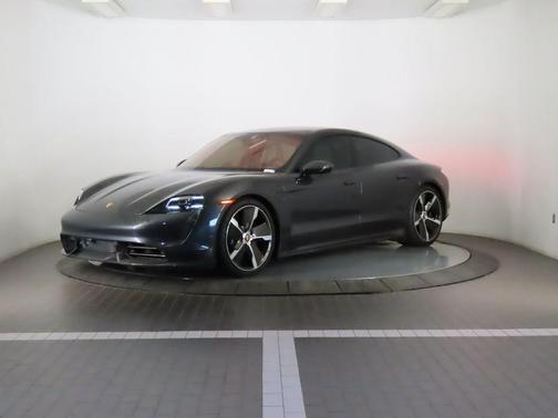 2021 Porsche Taycan Turbo